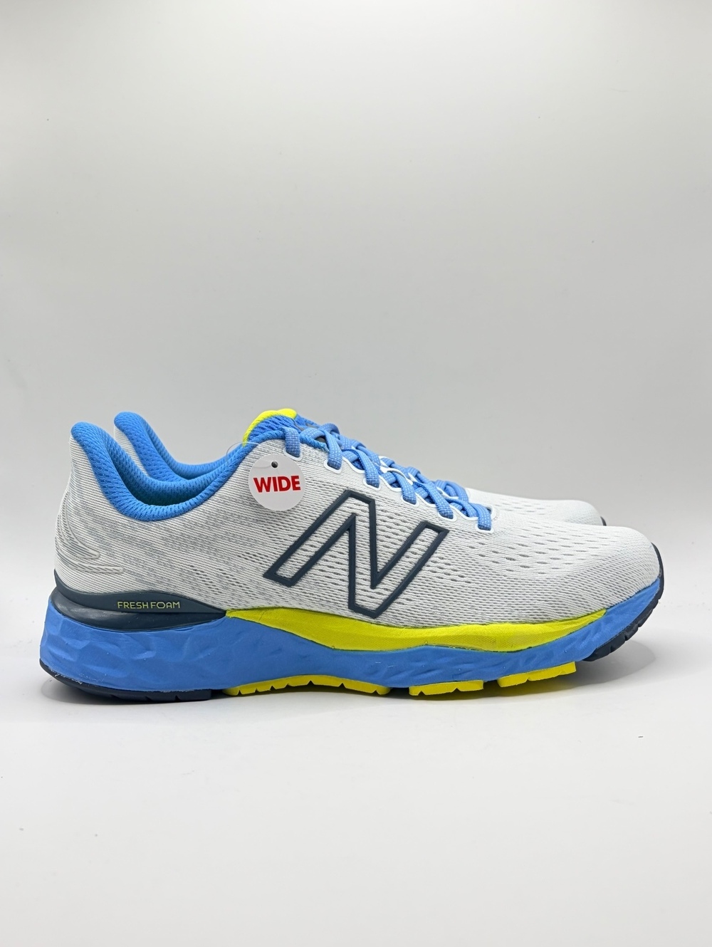 New Balance M880W11 Men's Running Shoes Size 9.5 Wide Fresh Foam